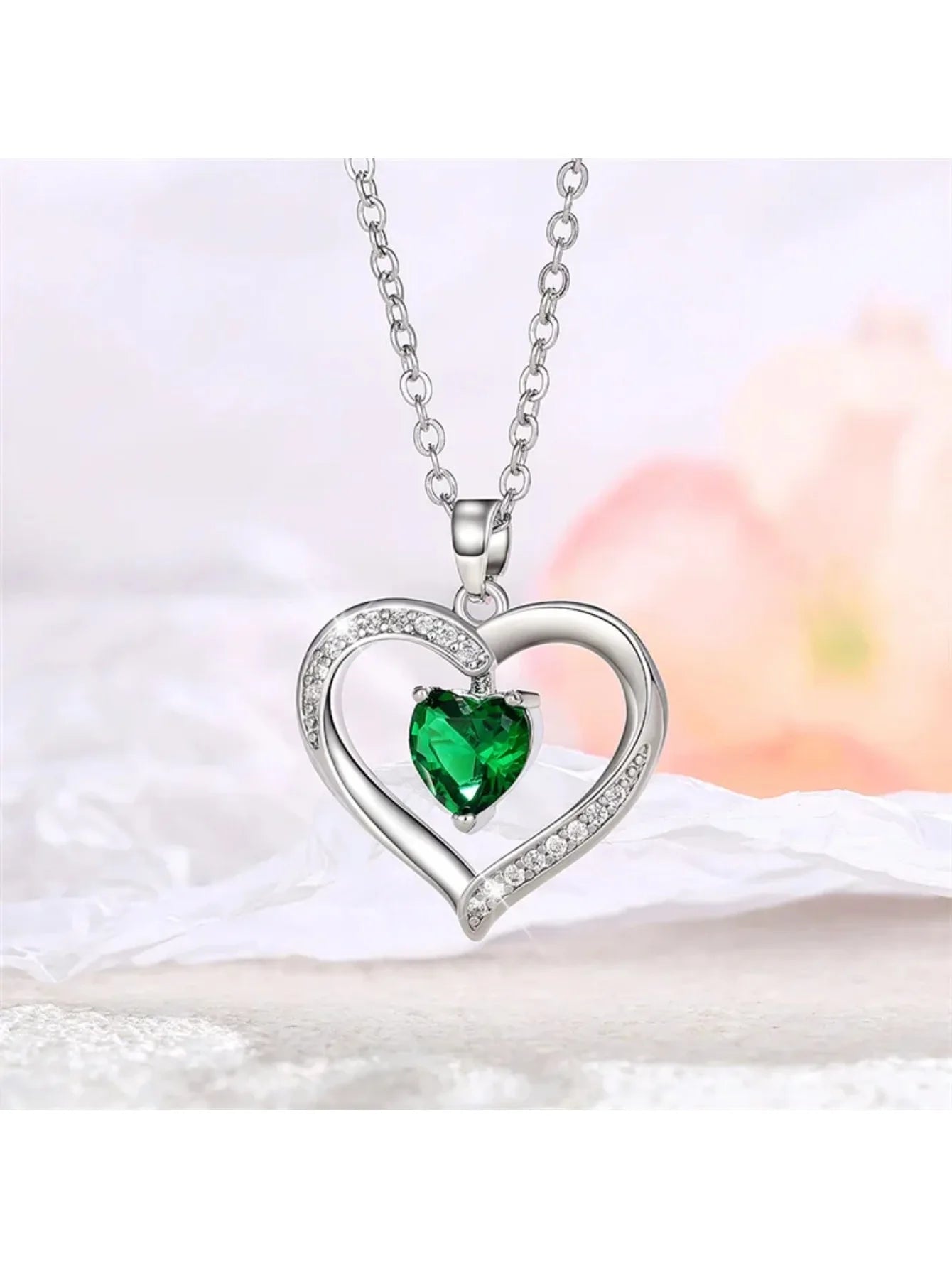 Elegant Style Heart shaped Pendant Necklace Without Box